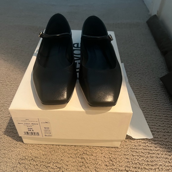 Aeyde Uma, Size 38.5, Perfect Condition/Like New - Picture 3 of 8